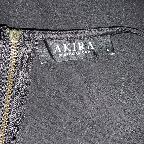Akira Wrap Blouse - Picture 4 of 4